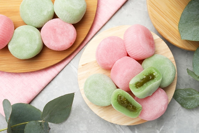 What is Mochi? Are they Healthy or Dangerous to Eat?